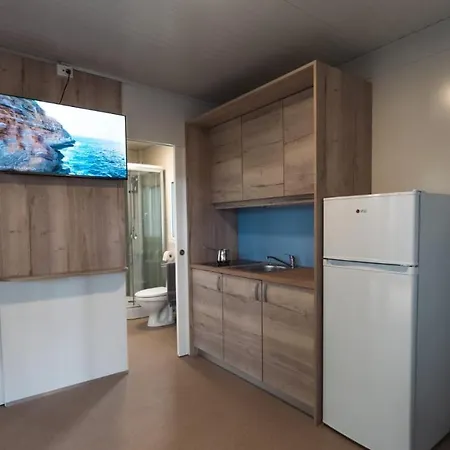 Micro-cabin By The Kolpa River Metlika 別荘 *