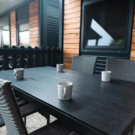 Micro-cabin By The Kolpa River Metlika *